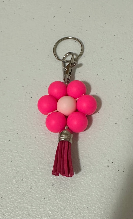 Beaded daisy keychains
